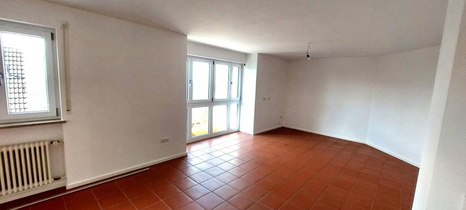 Etagenwohnung Parkstein - 3.5 Zimmer, 100 m&sup2;, 845&euro; | Angebot:26405835