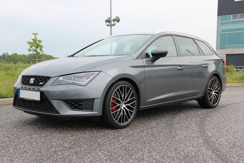 Seat Leon 156.000 km 15.500 € Hamburg 22159