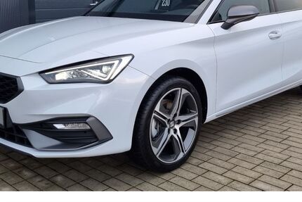 Seat Leon 14.150 km 30.990 &euro; Castrop-Rauxel 44579