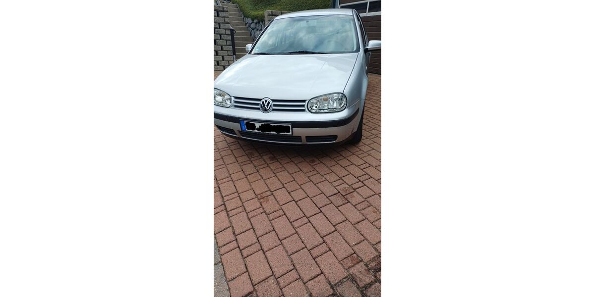 VW Golf 192.196 km 2.500 &euro; Warstein 59581