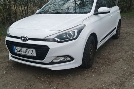 Hyundai i20 77.000 km 10.000 &euro; Greifswald 17493