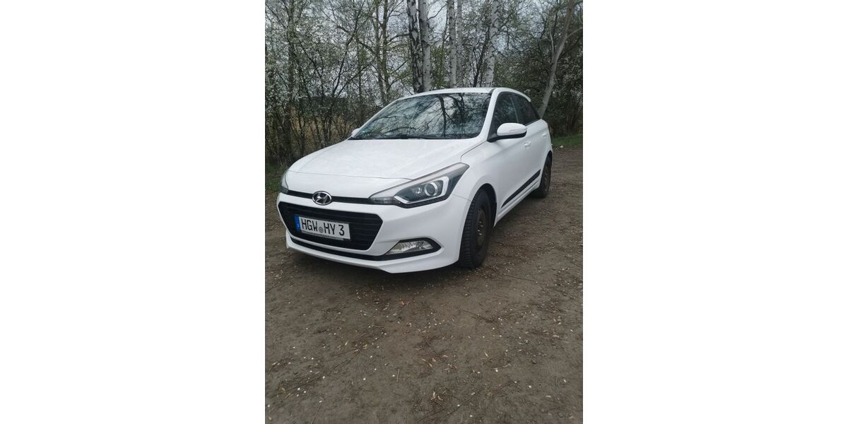 Hyundai i20 77.000 km 10.000 &euro; Greifswald 17493