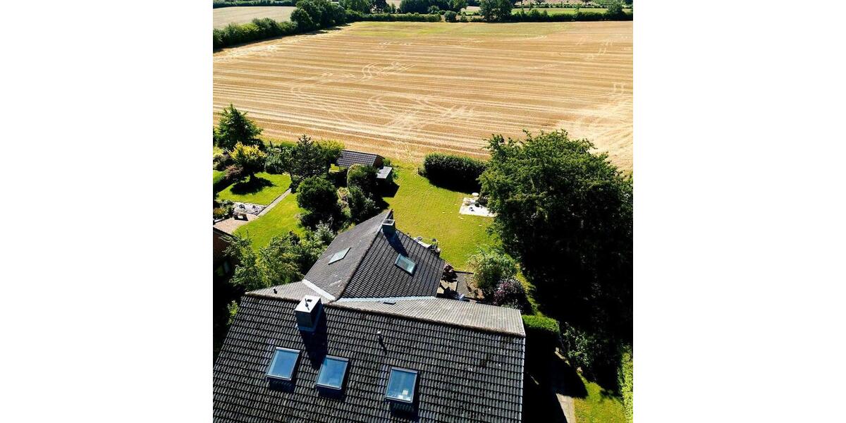 Erdgeschoßwohnung Bad Segeberg - 5 Zimmer, 150 m&sup2;, 1.650&euro; | Angebot:25396986