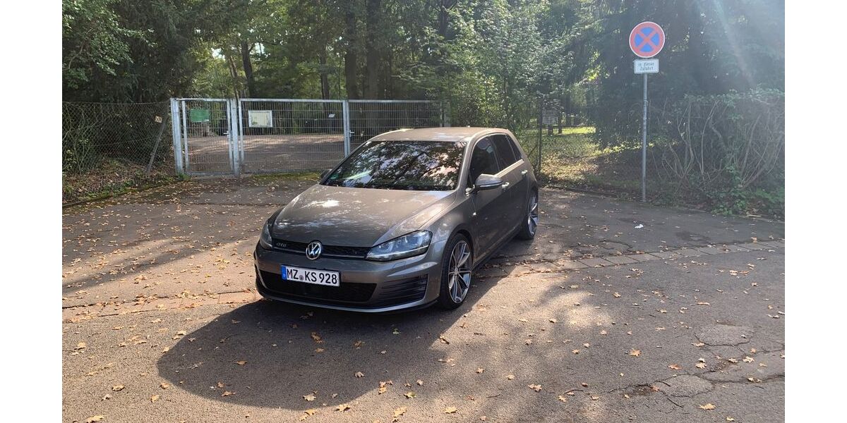 VW Golf 172.000 km 15.849 € Mainz 55270