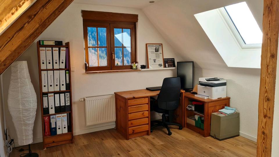 Einfamilienhaus Bad Wildbad - 10 Zimmer, 140 m&sup2;, 560.000&euro; | Angebot:25205801