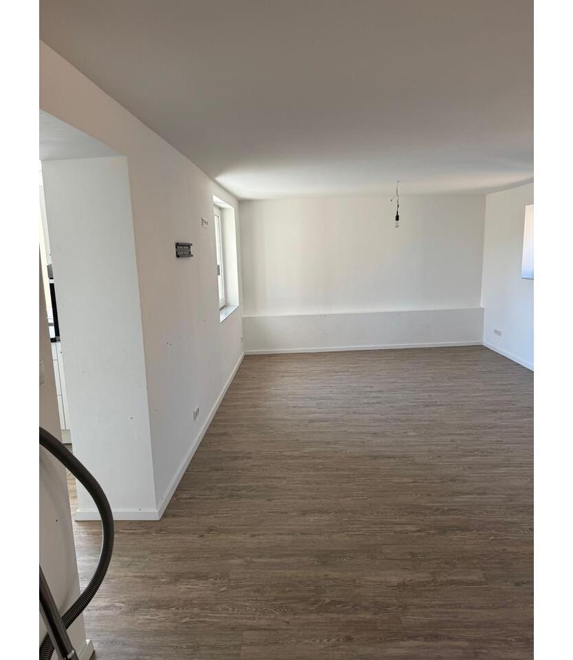 Charmante 2 Zimmer Wohnung mit Einbauküche in Sinzig
