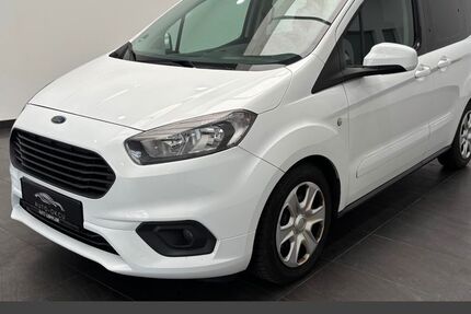 Ford Tourneo Courier 98.900 km 10.950 &euro; Neumünster 24536