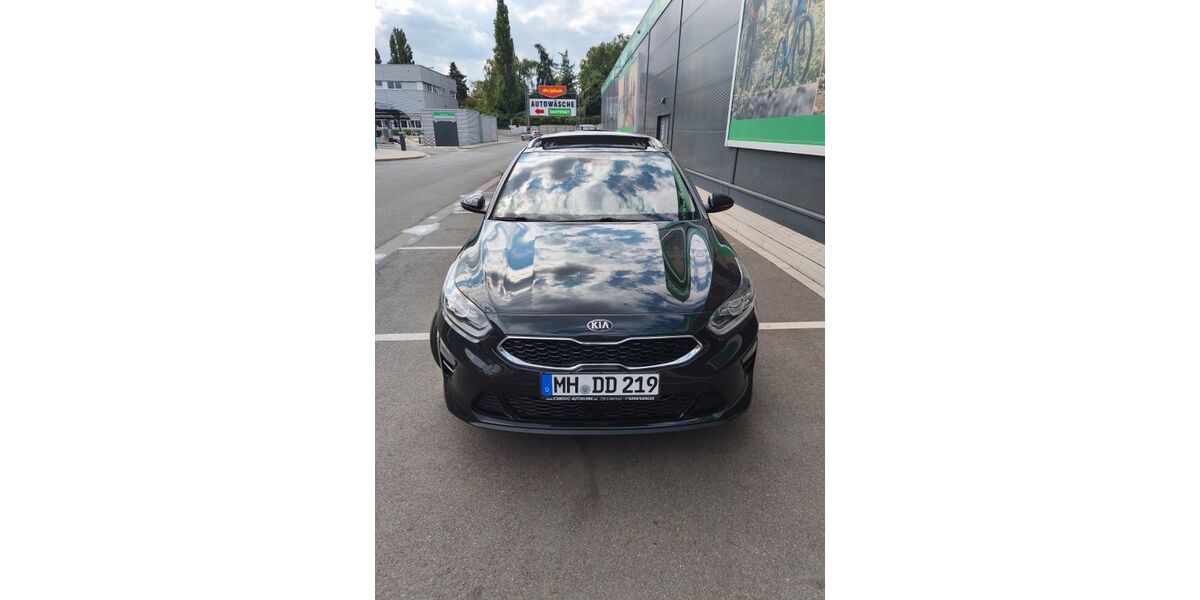 Kia ceed / Ceed 115.521 km 15.000 &euro; Mülheim an der Ruhr 45478