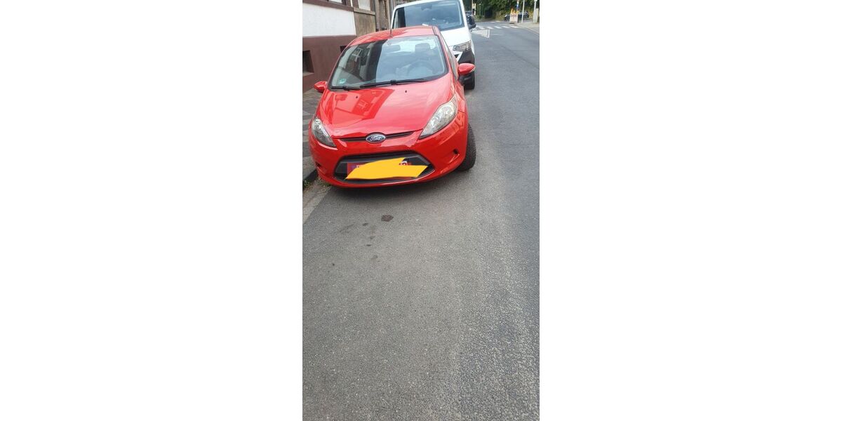 Ford Fiesta 80.000 km 2.250 &euro; Mönchengladbach 41199