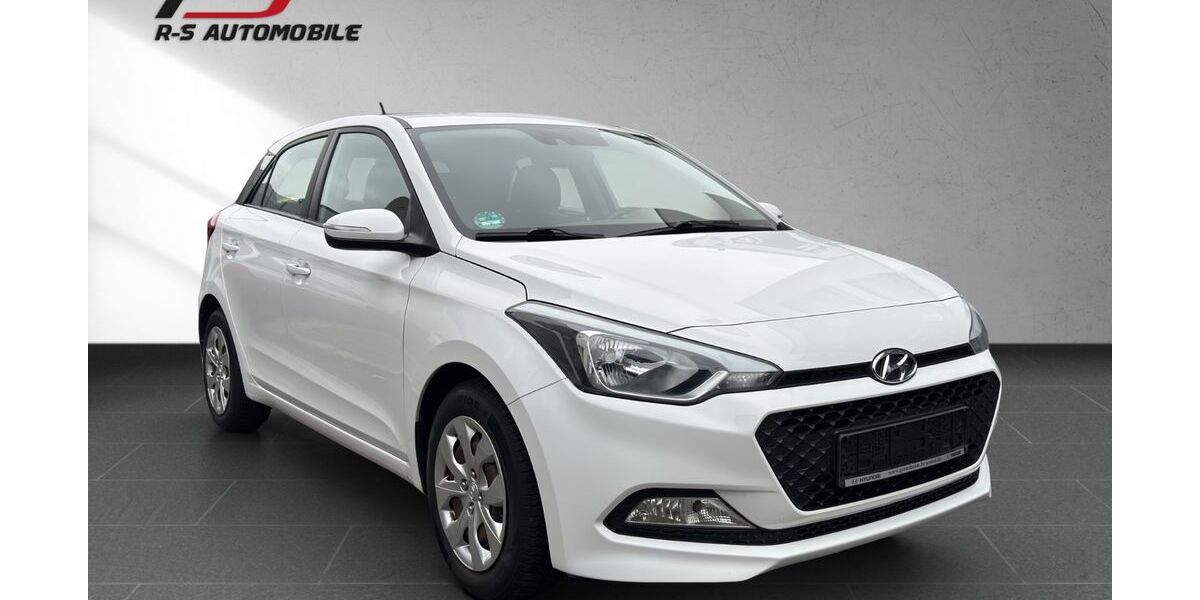 Hyundai i20 96.000 km 8.690 &euro; Troisdorf 53840