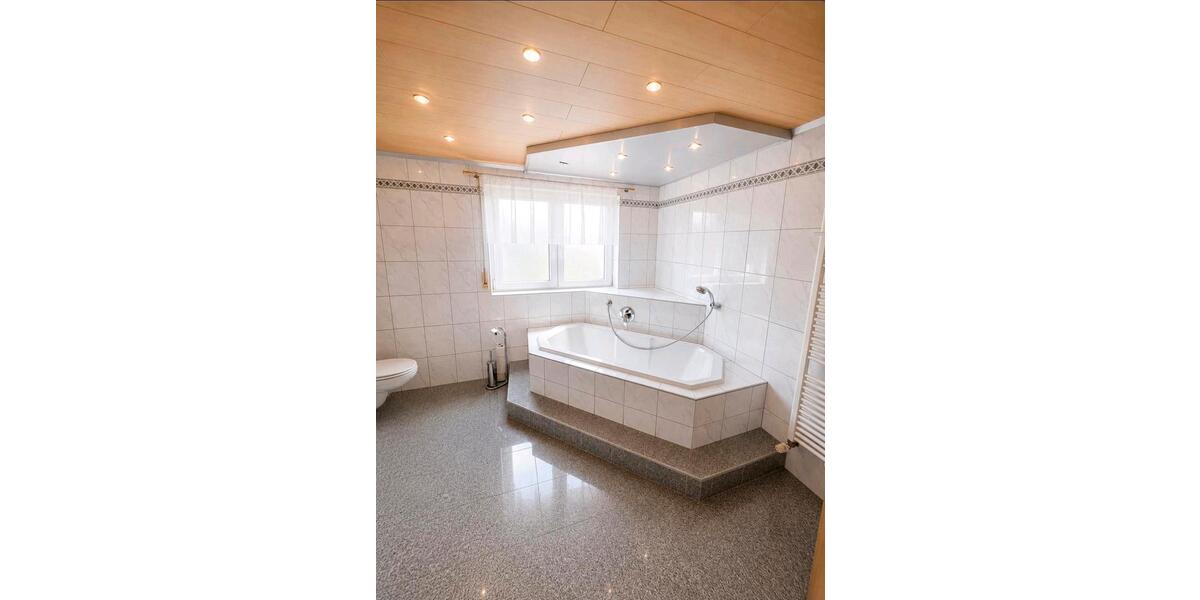 Doppelhaushälfte Appenweier - 7 Zimmer, 220 m&sup2;, 590.000&euro; | Angebot:26977517