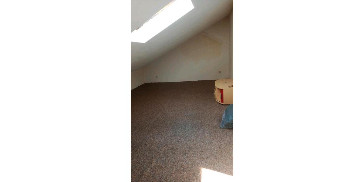 Dachgeschoßwohnung Ebersbach-Neugersdorf Neugersdorf - 2 Zimmer, 70 m&sup2;, 495&euro; | Angebot:26207317