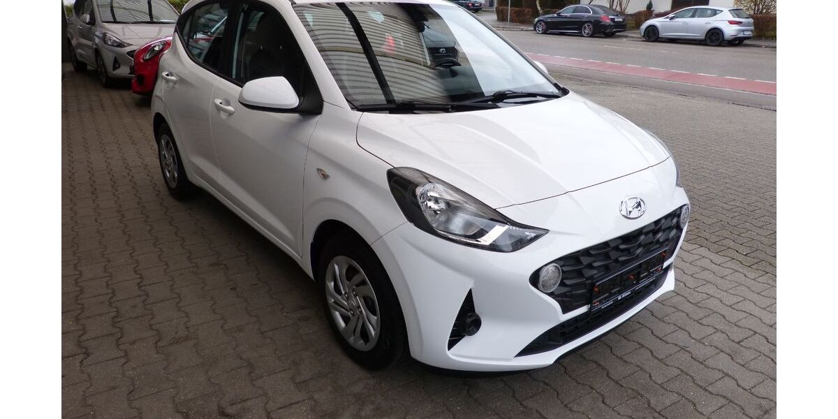 Hyundai i10 48.425 km 12.490 &euro; Stadtbergen 86391