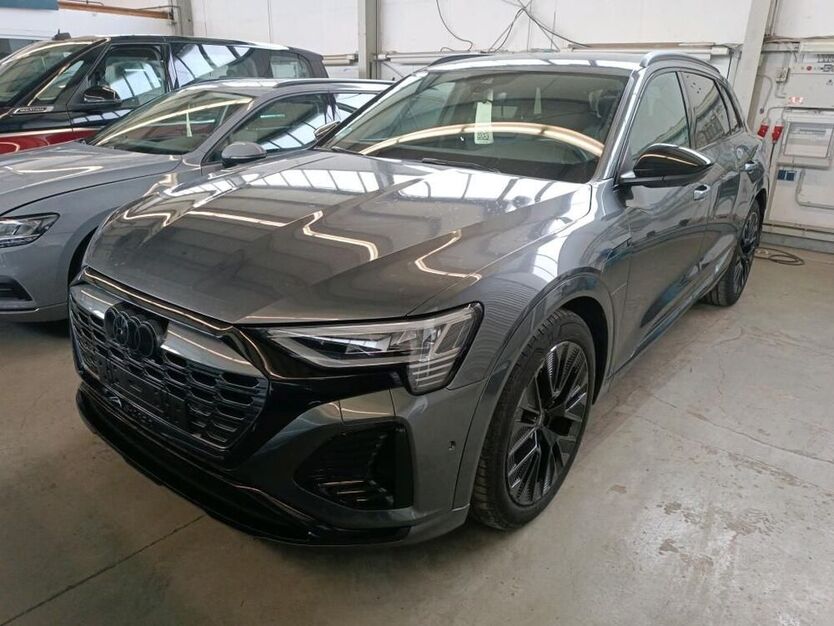 Q8 e-tron