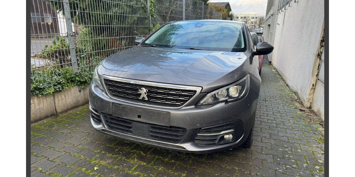 Peugeot 308 110.171 km 10.390 &euro; Mainz 55128