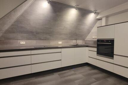 Wohnung Wirges - 3 Zimmer, 90 m&sup2;, 900&euro; | Angebot:25795039