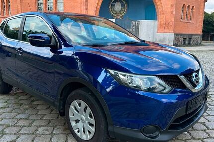 Nissan Qashqai 142.000 km 6.499 &euro; Dresden 01097