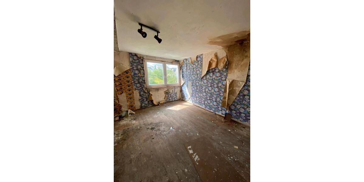 Einfamilienhaus Kronach - 5 Zimmer, 130 m&sup2;, 49.000&euro; | Angebot:24017267