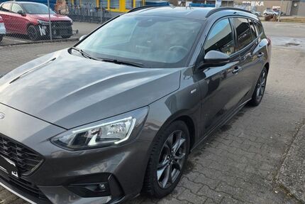 Ford Focus 138.000 km 12.999 &euro; Plüderhausen 73655