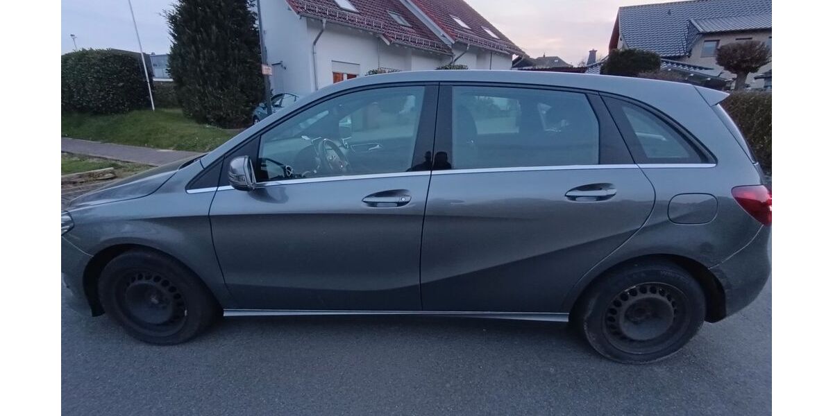 Mercedes-Benz B 200 195.000 km 14.000 &euro; Roßbach 56271