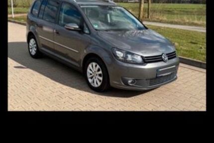 VW Touran 198.800 km 9.900 &euro; Diepholz 49356