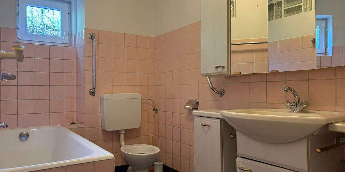 Reihenendhaus Reutlingen Orschel-Hagen - 4 Zimmer, 92 m&sup2;, 375.000&euro; | Angebot:24623620