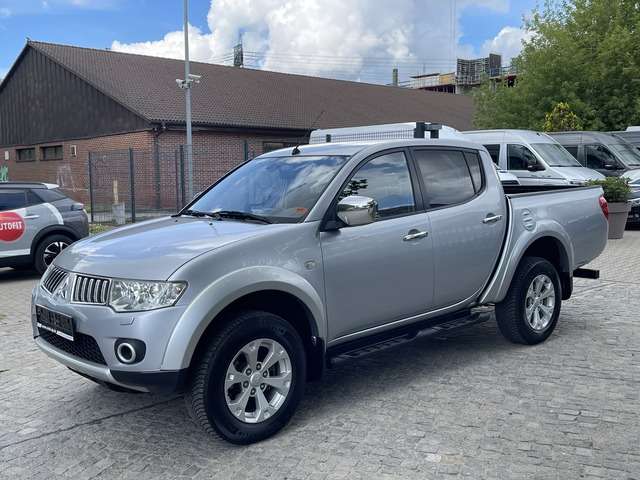 Mitsubishi L200 150.000 km 13.900 &euro; Berlin 12681