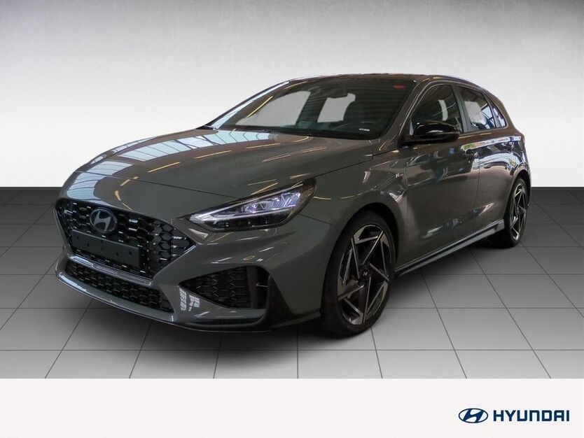 Hyundai i30 17.565 km 24.490 € Soest 59494