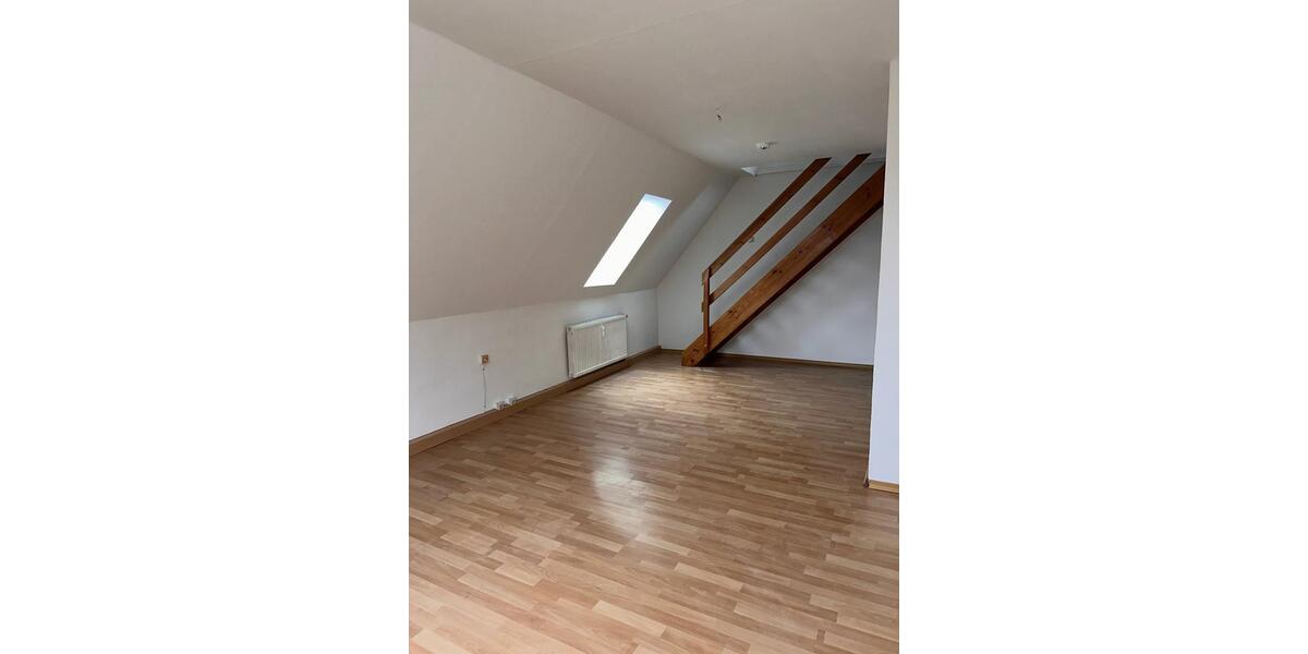 3,5 Zimmer Maisonette Wohnung in Steinsdorf 4 zimmer