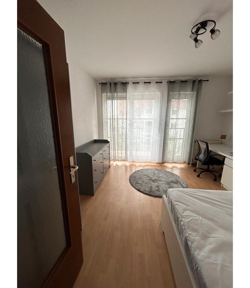 Schöne möblierte 1 ZKB Balkon Wohnung nähe Hochschule 48