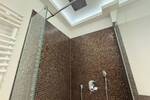 Singleparadies! * Dunkles Parkett * Bad mit Wanne & Dusche * Fußbodenheizung * LED-Licht