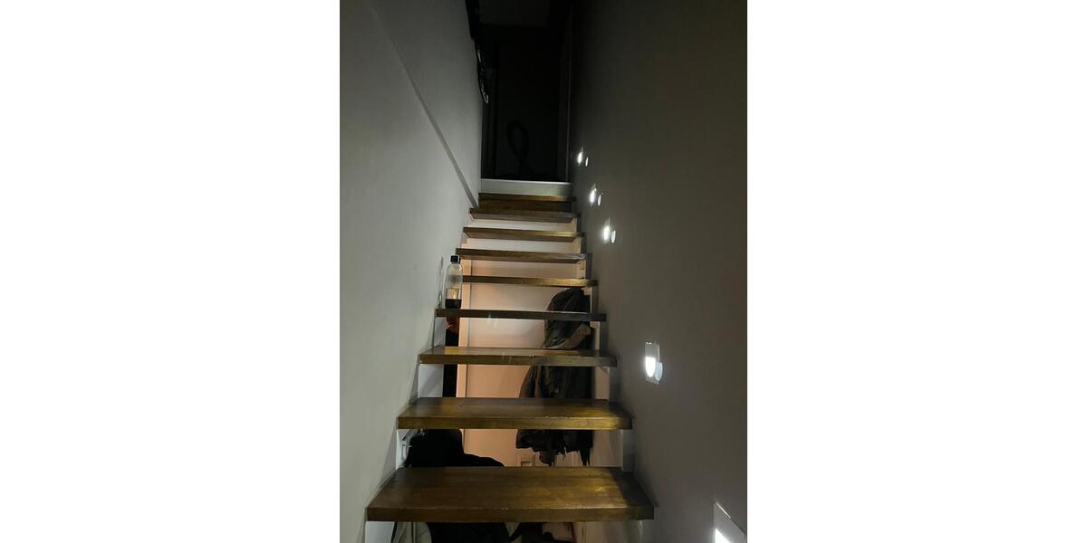 Etagenwohnung Wiesbaden Südost - 5 Zimmer, 130 m&sup2;, 2.200&euro; | Angebot:25017877