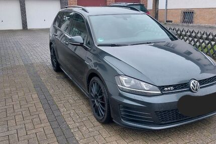 VW Golf 258.000 km 15.800 € Espenau 34314