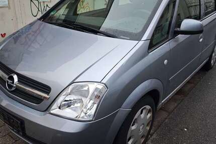 Opel Meriva 153.950 km 2.000 &euro; Bielefeld 33602