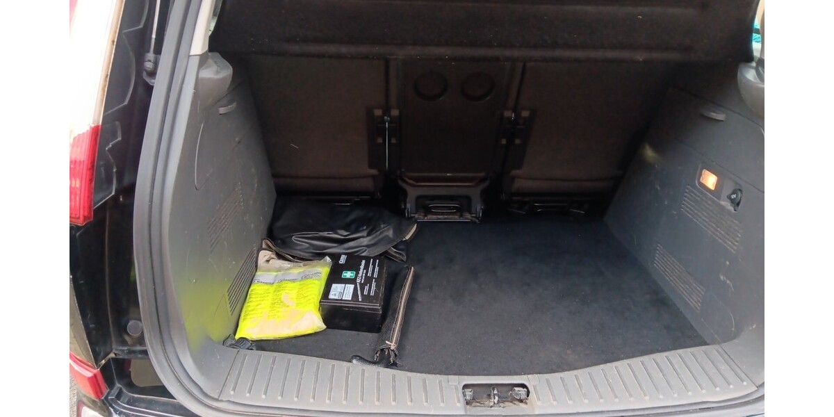 Ford C-Max 187.000 km 2.850 € Wildeshausen 27793