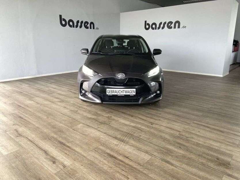 Yaris