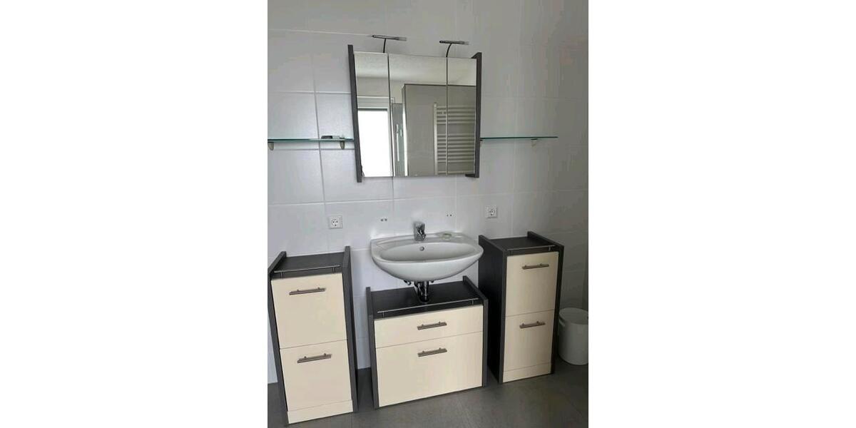 Etagenwohnung Crailsheim - 2 Zimmer, 75 m&sup2;, 900&euro; | Angebot:26323347