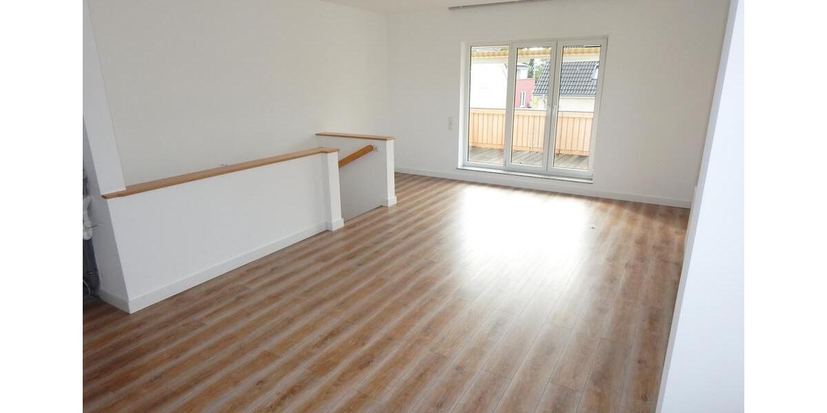 Doppelhaushälfte Leverkusen Bürrig - 4 Zimmer, 155 m&sup2;, 1.900&euro; | Angebot:25472479