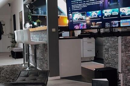 Dachgeschosswohnung inkl. Einbauküche und PKW-Stellplatz 2 zimmer