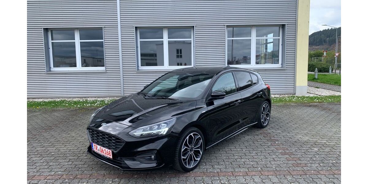 Ford Focus 156.000 km 8.899 &euro; Trier 54294