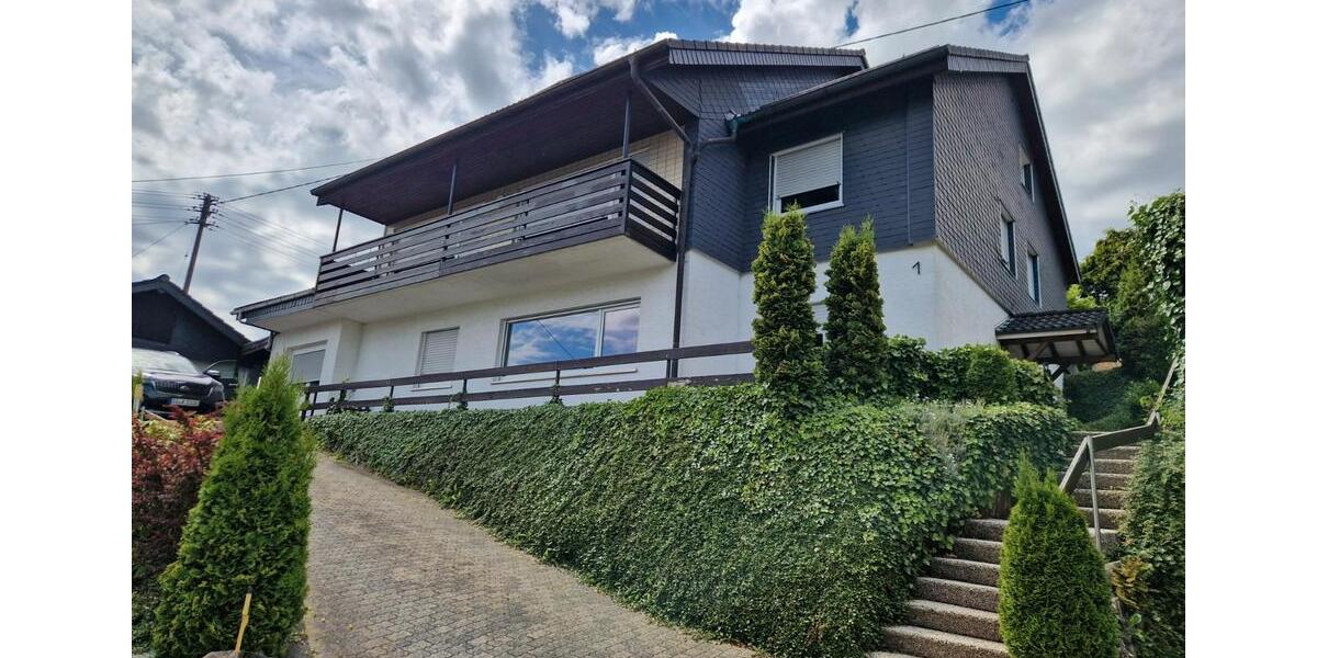 Einfamilienhaus Siegen Eiserfeld - 4 Zimmer, 180 m&sup2;, 370.000&euro; | Angebot:27021734