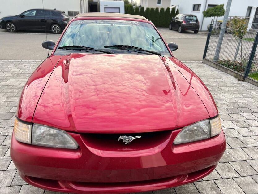 Ford Mustang 51.697 km 12.999 € Langerrinen 86853