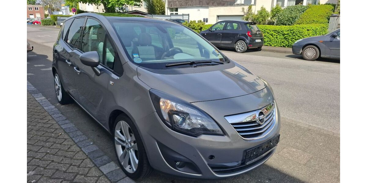 Opel Meriva 148.000 km 3.999 &euro; Paderborn 33100