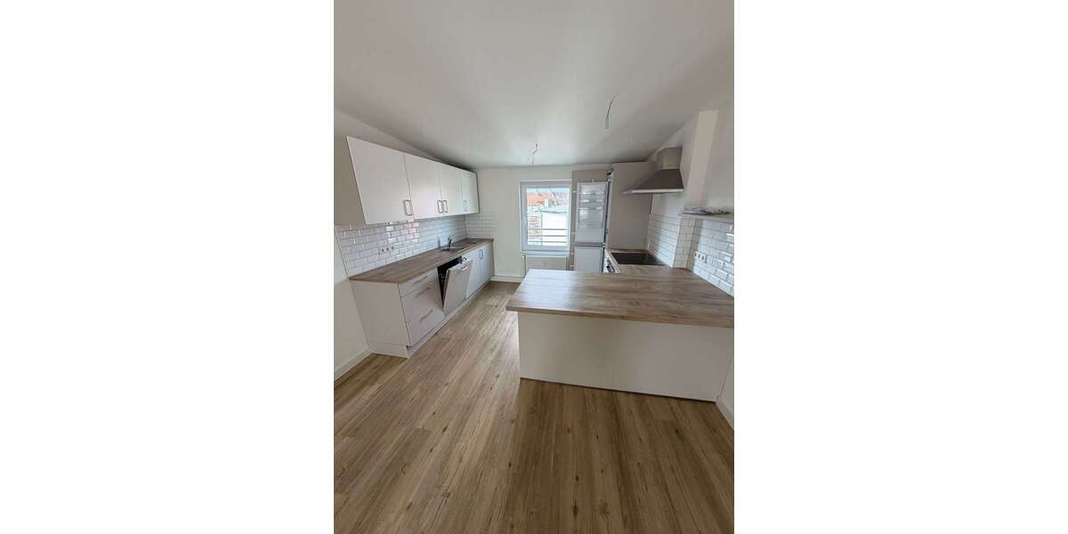 Etagenwohnung Kiel Wik - 2 Zimmer, 70 m&sup2;, 950&euro; | Angebot:27162574