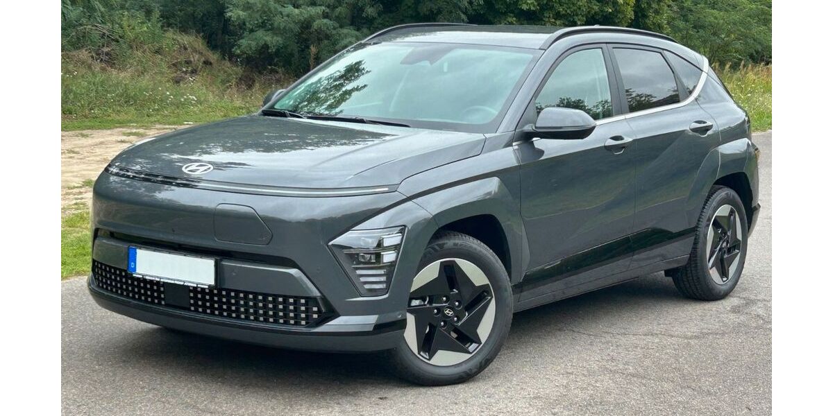 Hyundai KONA Elektro 5.250 km 39.890 &euro; Jüterbog 14913