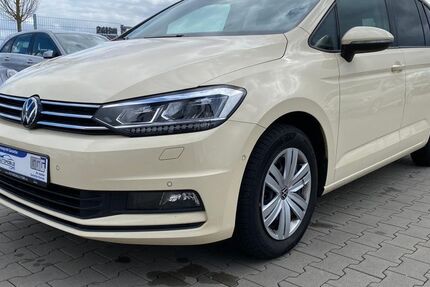 VW Touran 86.636 km 24.999 &euro; Bergtheim 97241