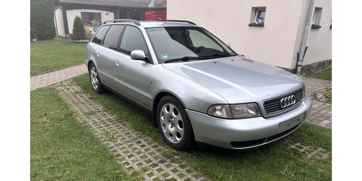 Audi A4 Avant 240.000 km 2.999 € Weischlitz 08538
