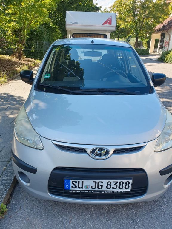 i10