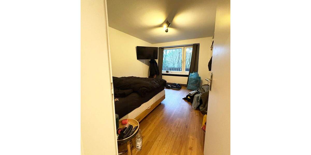 Nur noch einziehen! Modernisierte 4-Zimmer mit 2 Balkonen, neues Bad mit Wanne, Gäste-Bad mit Dusche 4 zimmer