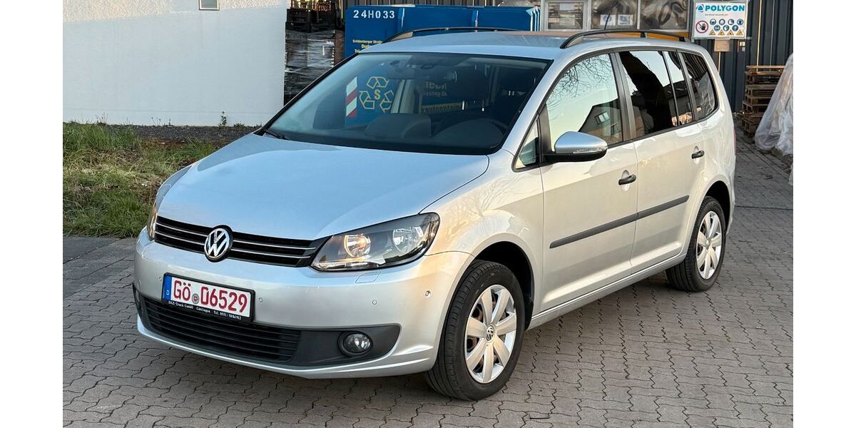 VW Touran 227.314 km 8.318 &euro; Göttingen 37079